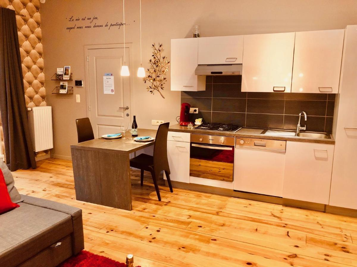 Chez Mailis Apartman Rhisnes Kültér fotó